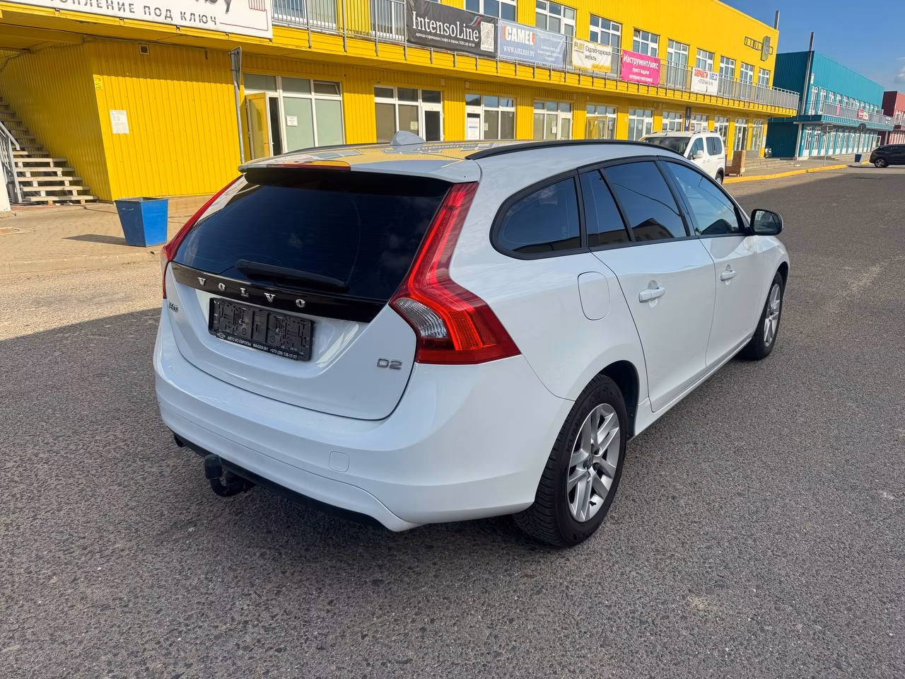 Volvo V60 фото 5