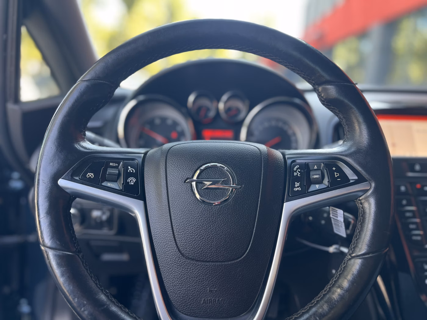 Opel Astra фото 10