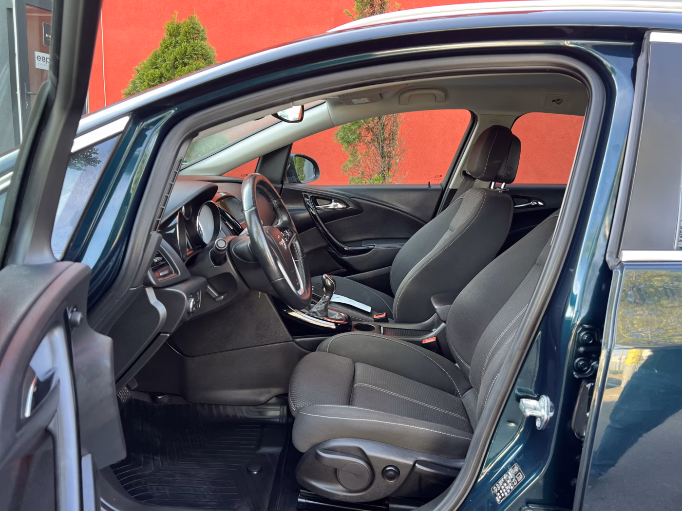 Opel Astra фото 13