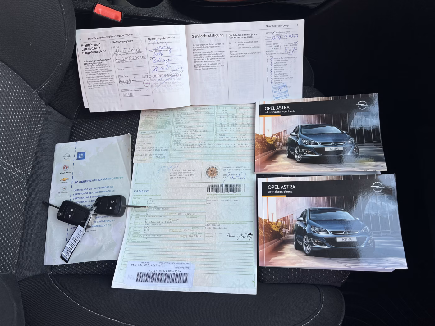 Opel Astra фото 30