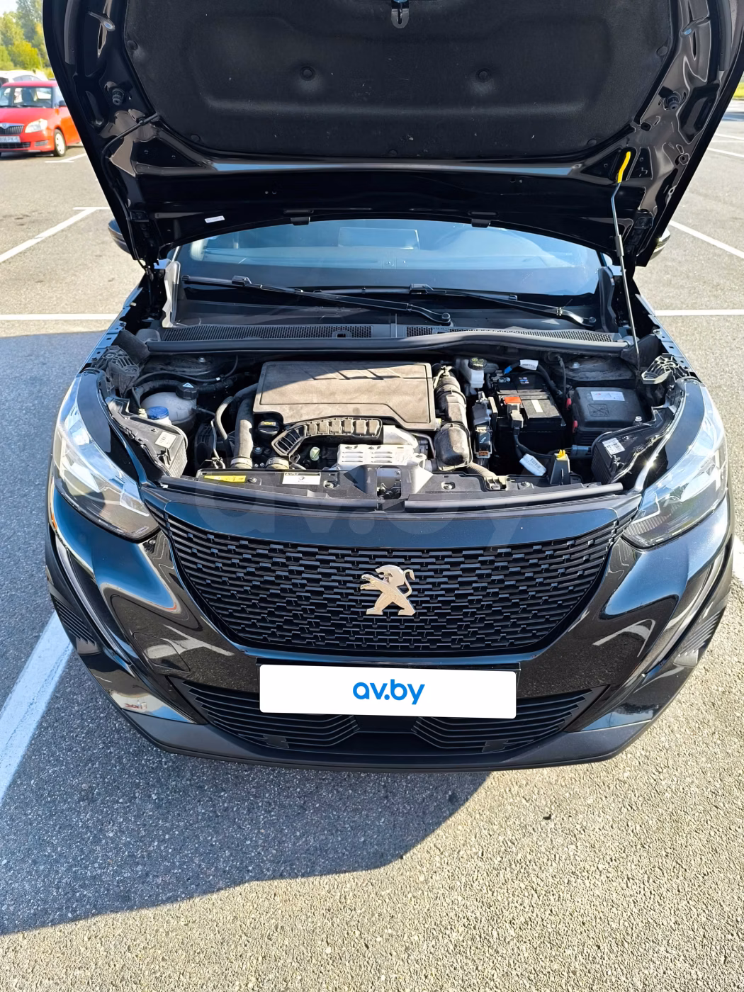 Peugeot 2008 фото 9