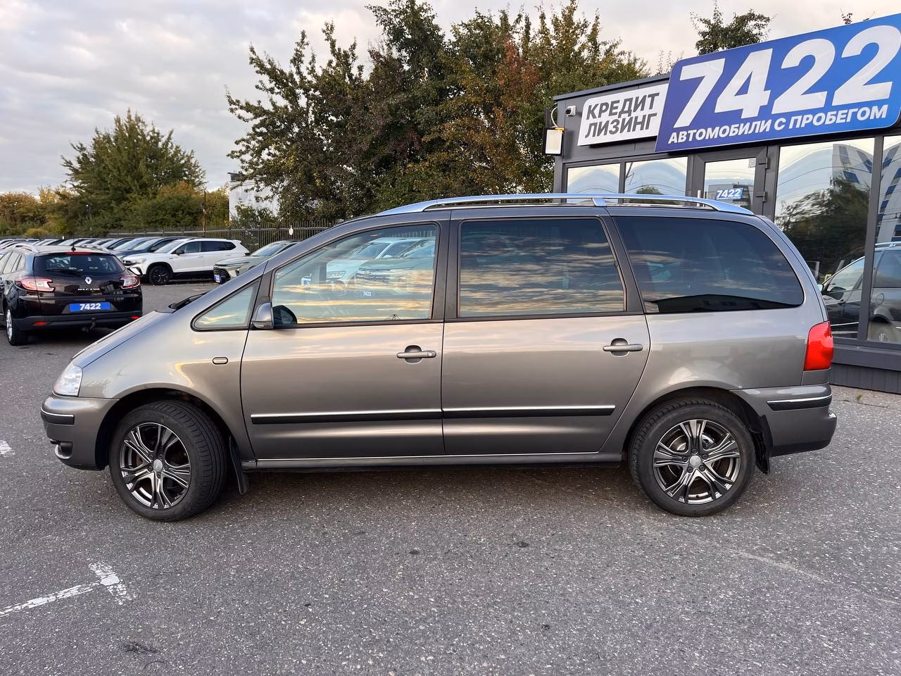 Volkswagen Sharan фото 8