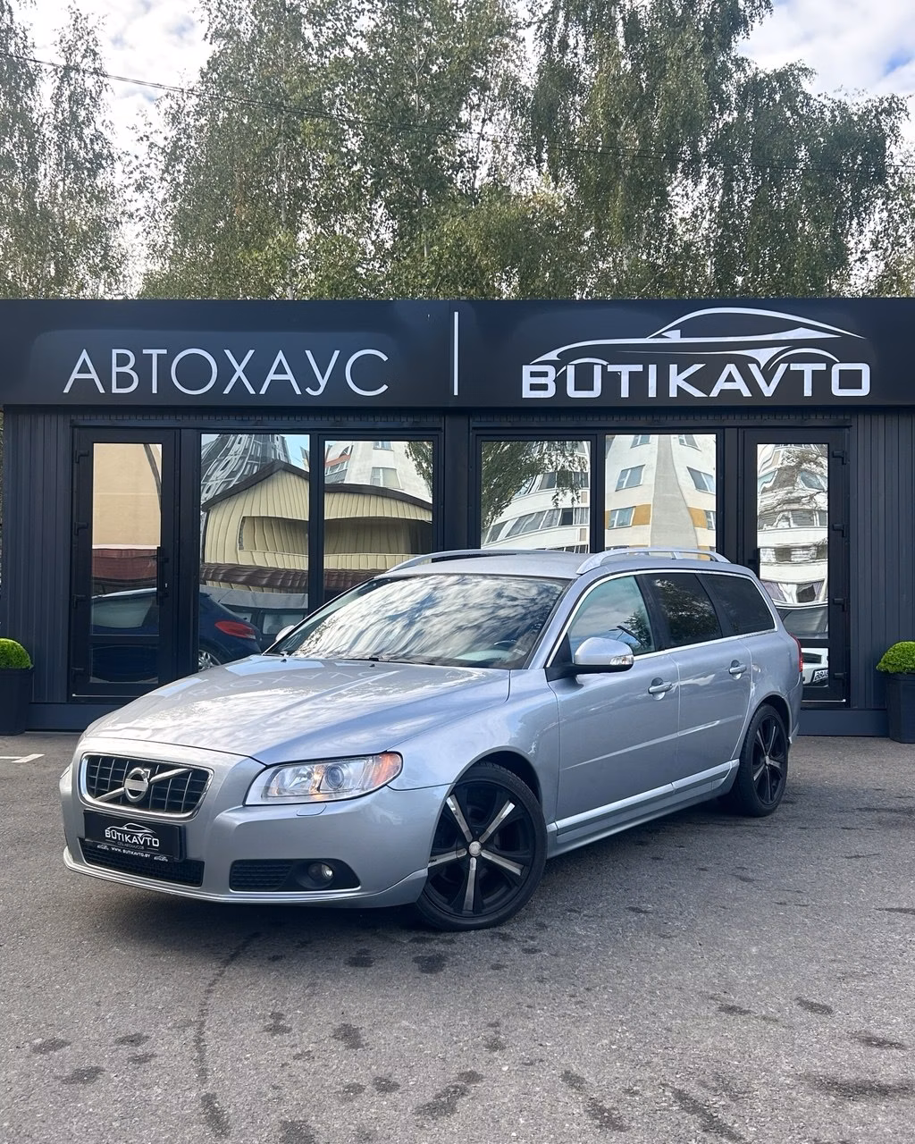 Volvo V70 фото 3