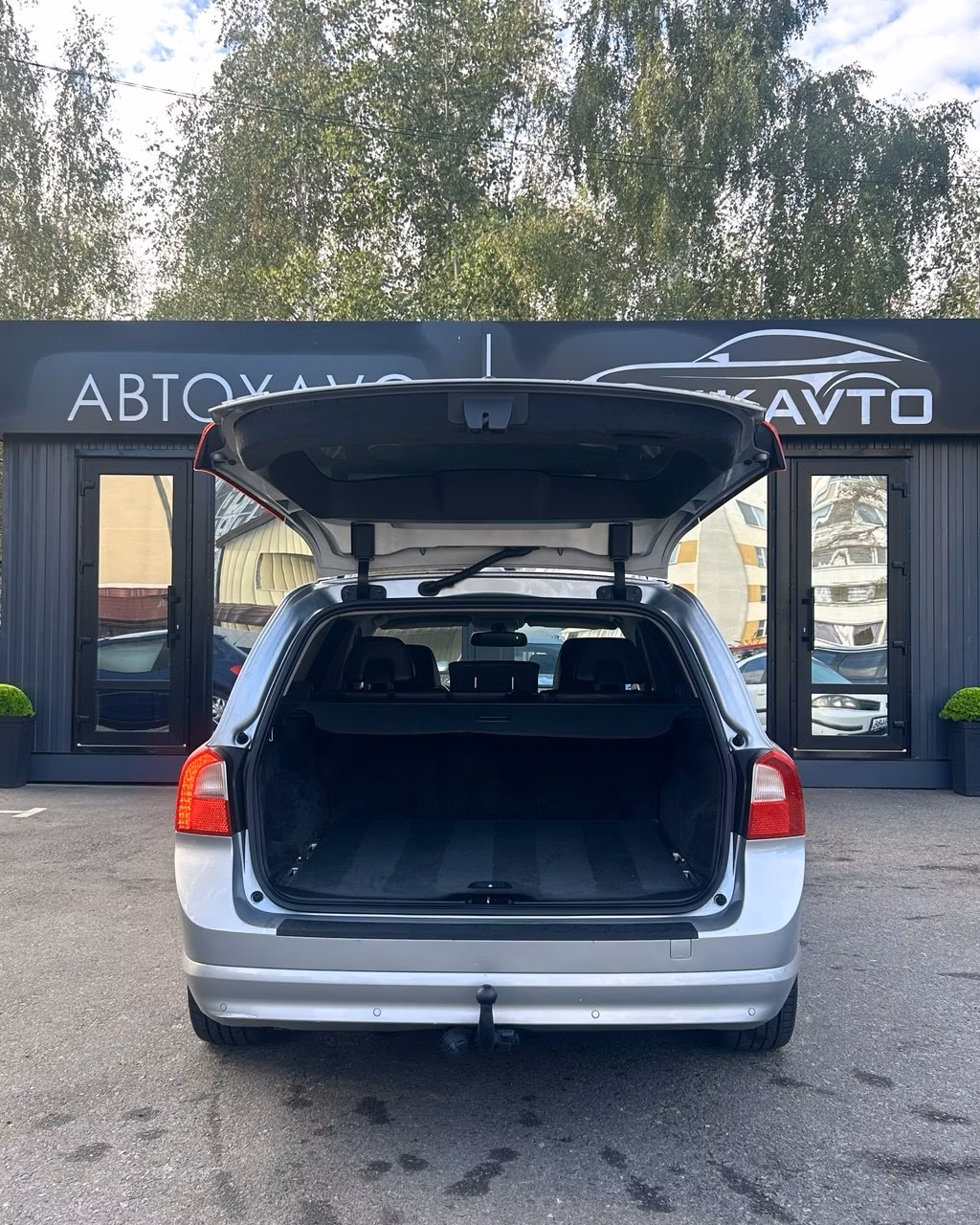 Volvo V70 фото 12
