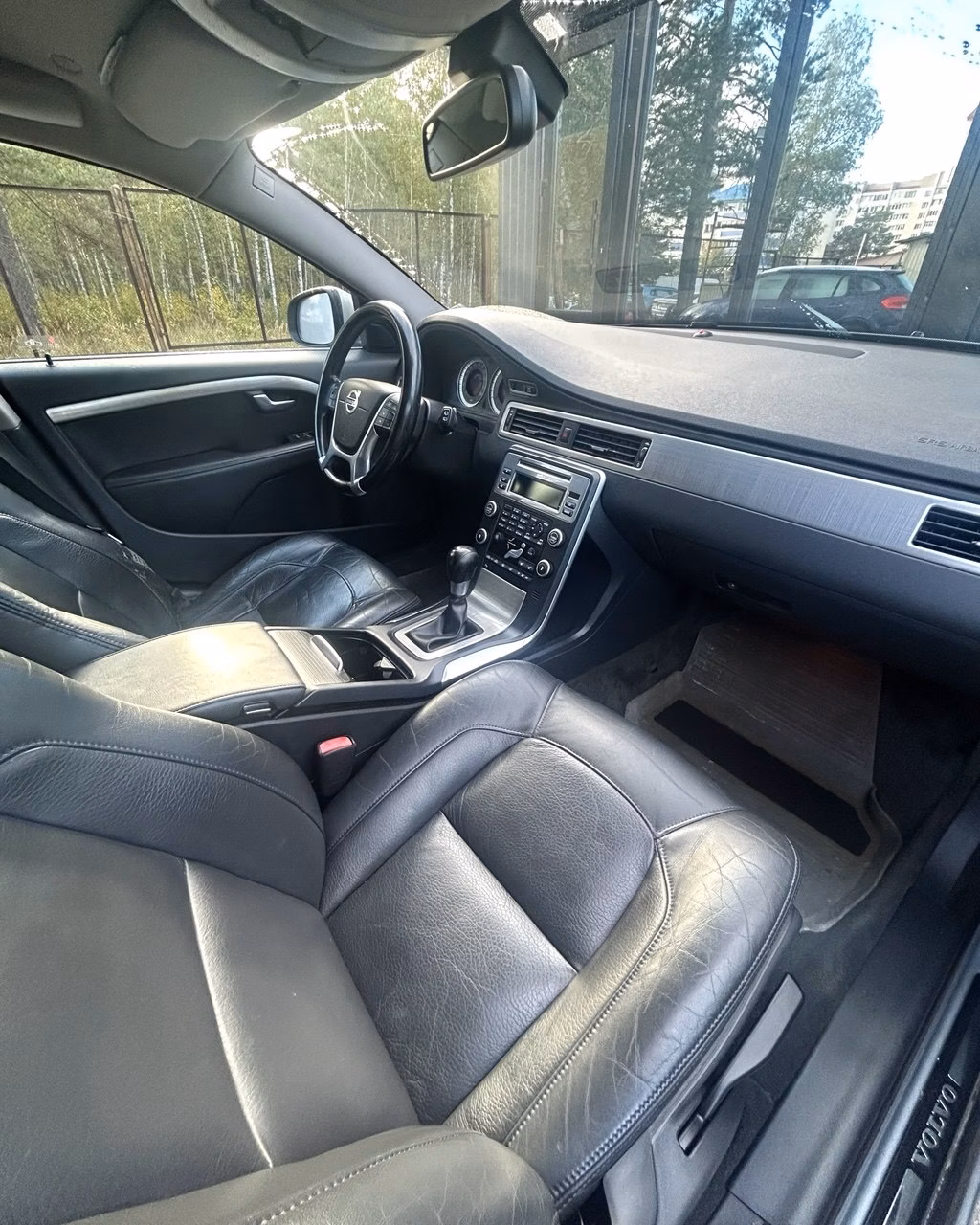 Volvo V70 фото 13