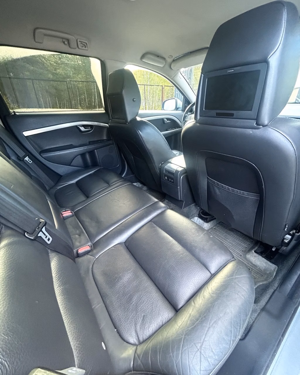 Volvo V70 фото 14