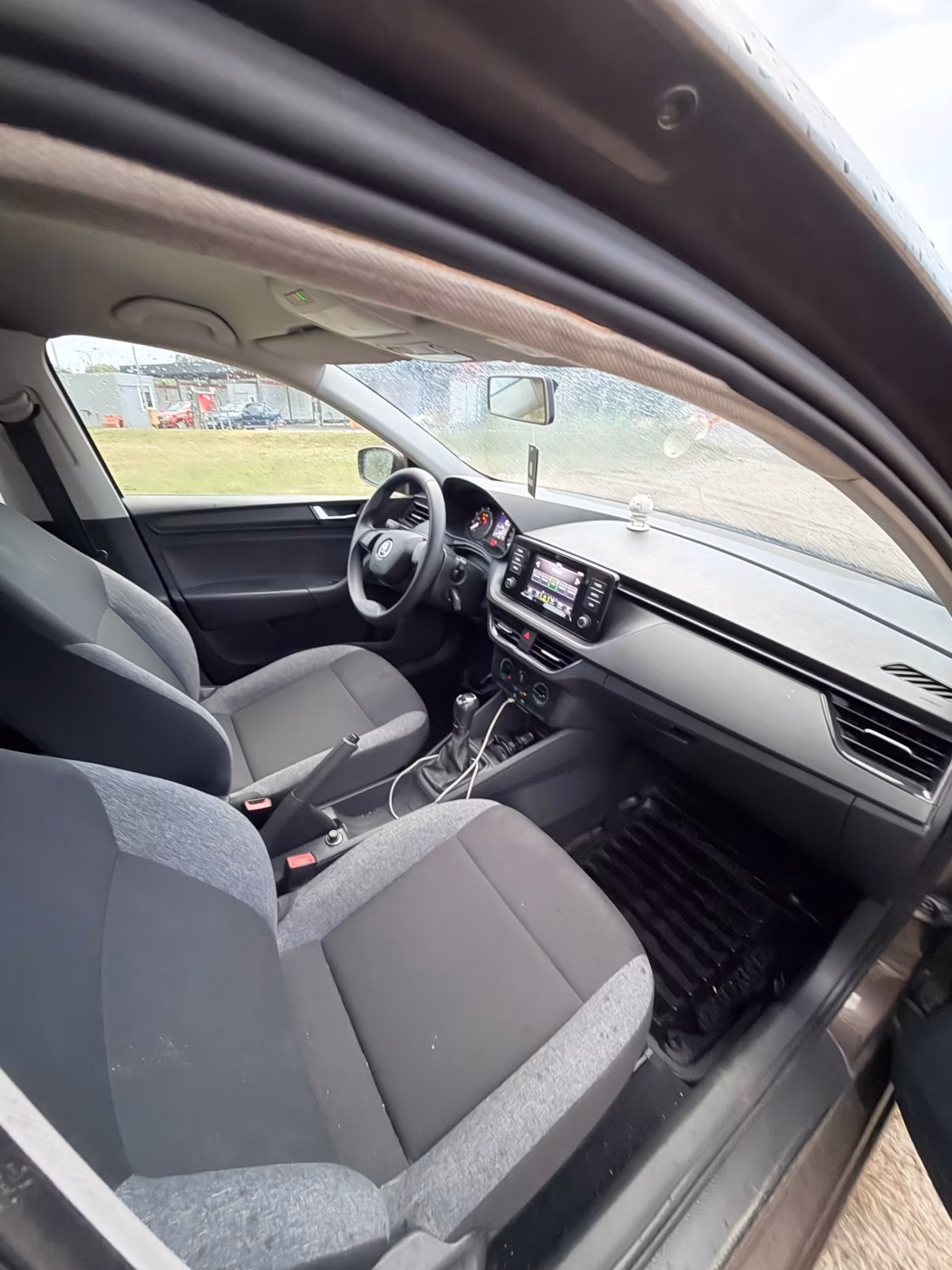 Skoda Rapid фото 14