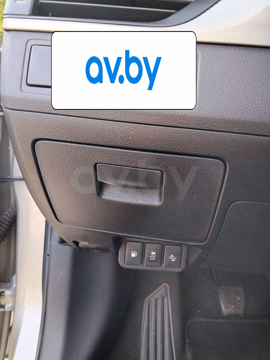 Toyota Avensis фото 20
