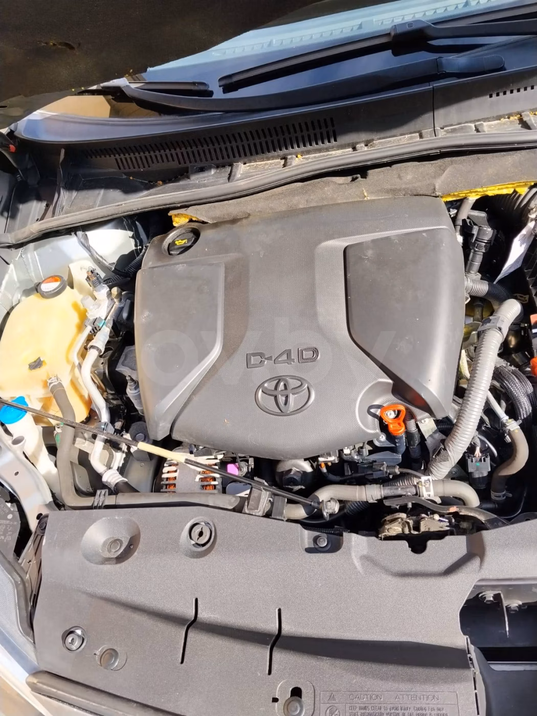Toyota Avensis фото 19