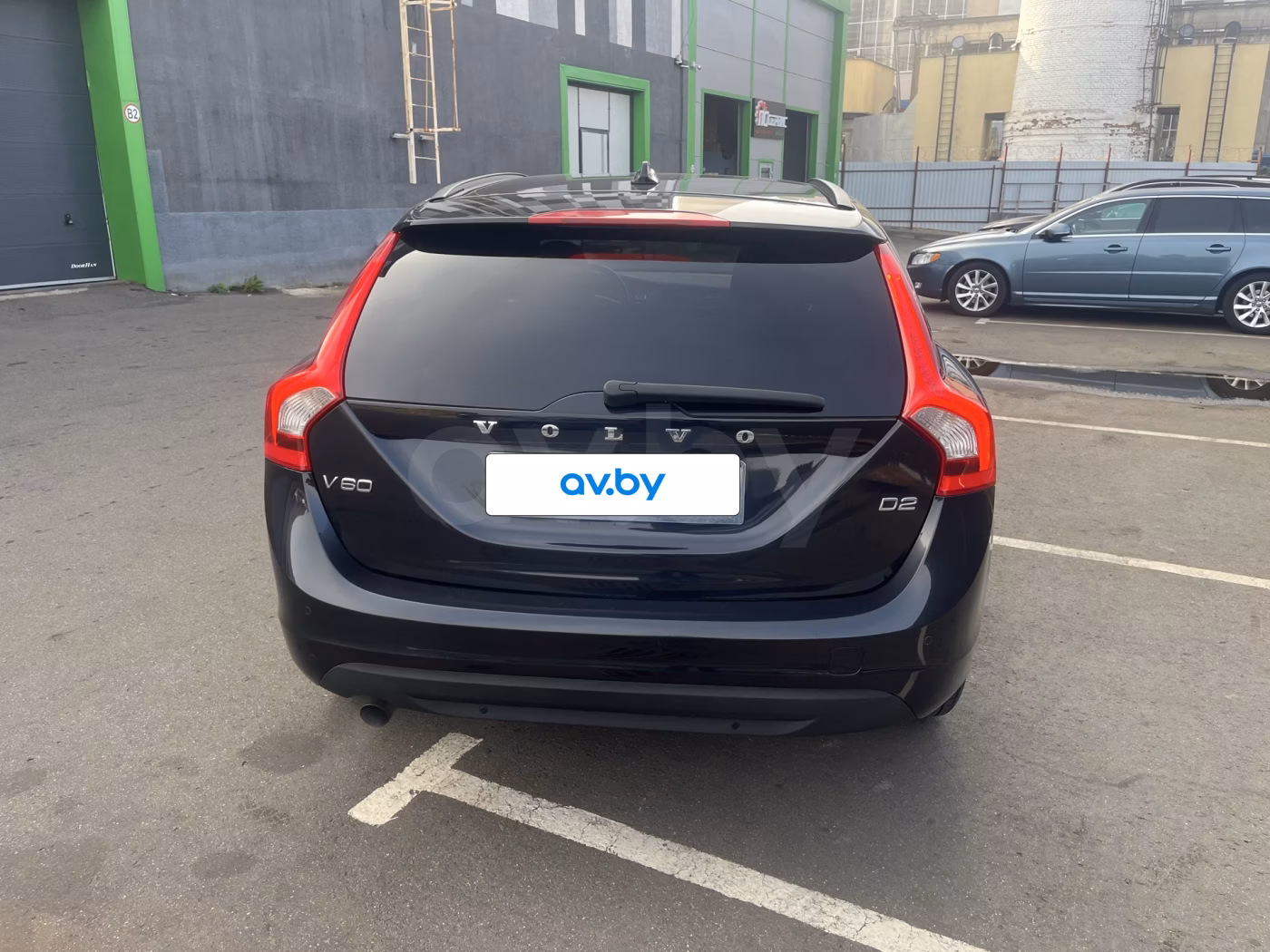 Volvo V60 фото 6