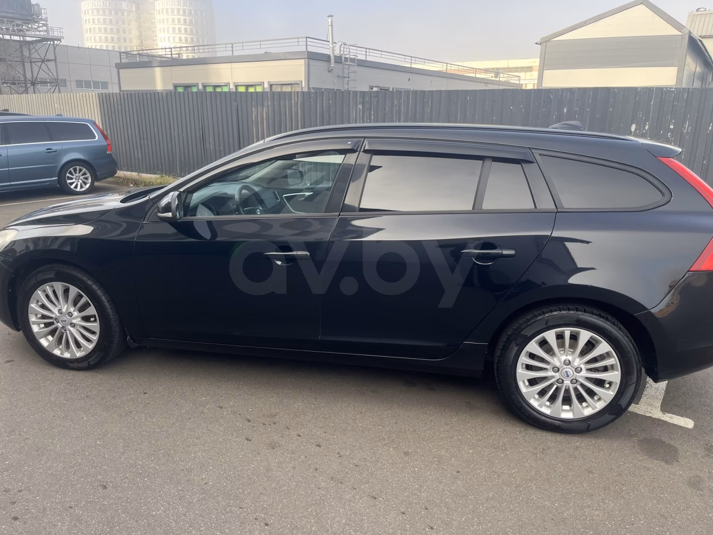 Volvo V60 фото 4