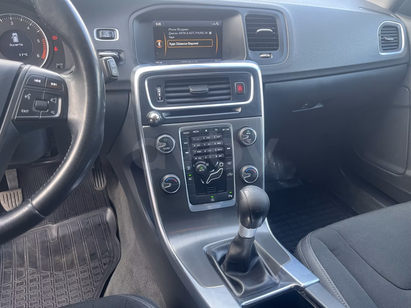 Volvo V60 фото 10