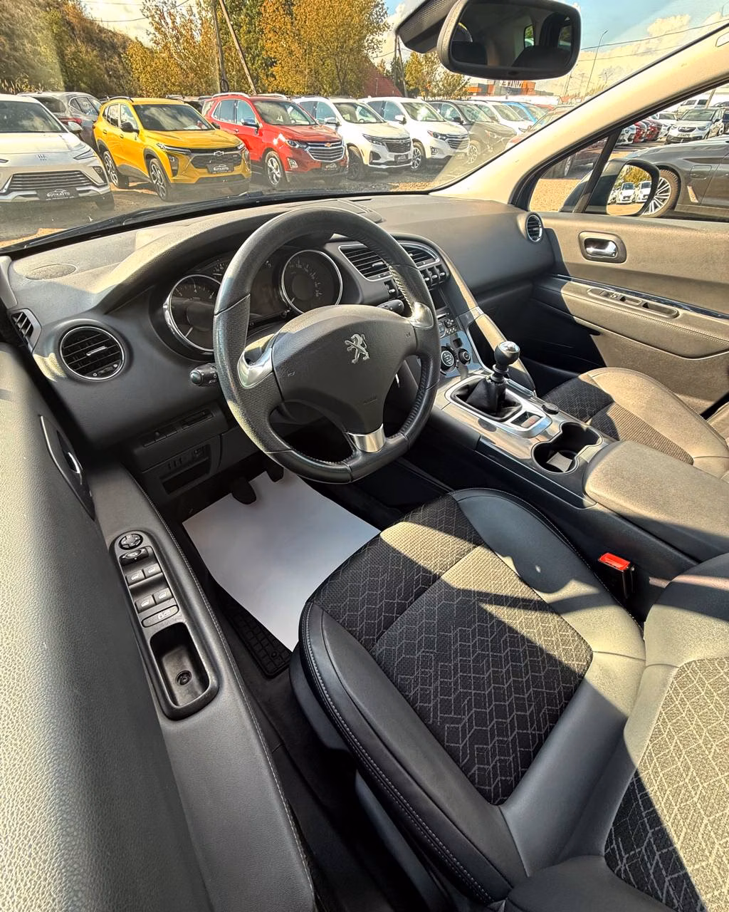 Peugeot 3008 фото 9