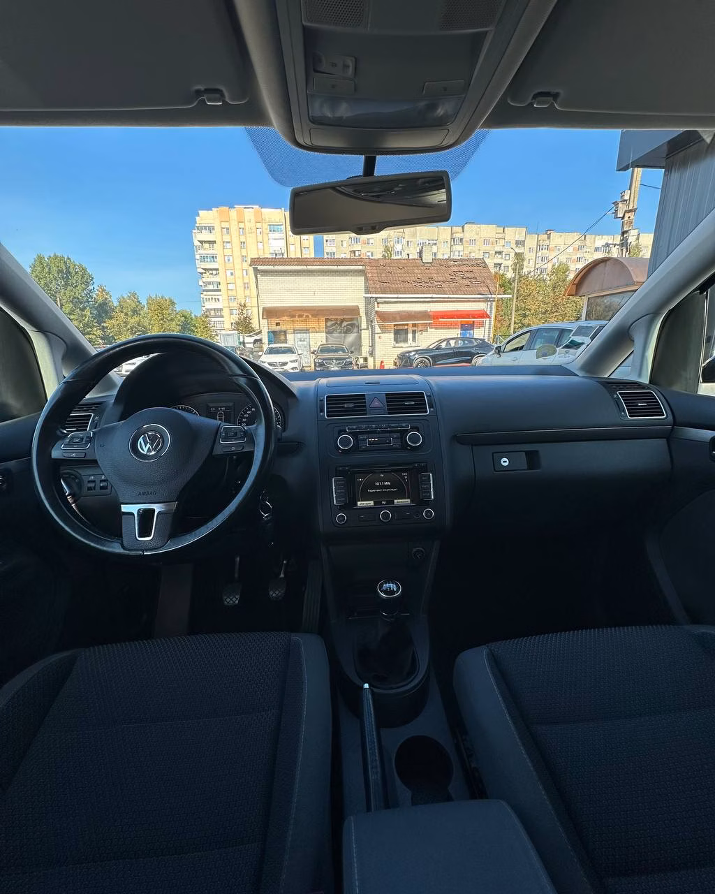 Volkswagen Touran фото 11