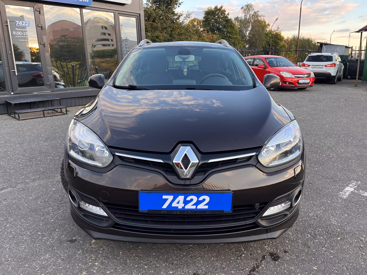 Renault Megane фото 2