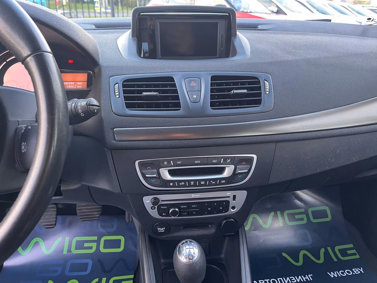 Renault Megane фото 15