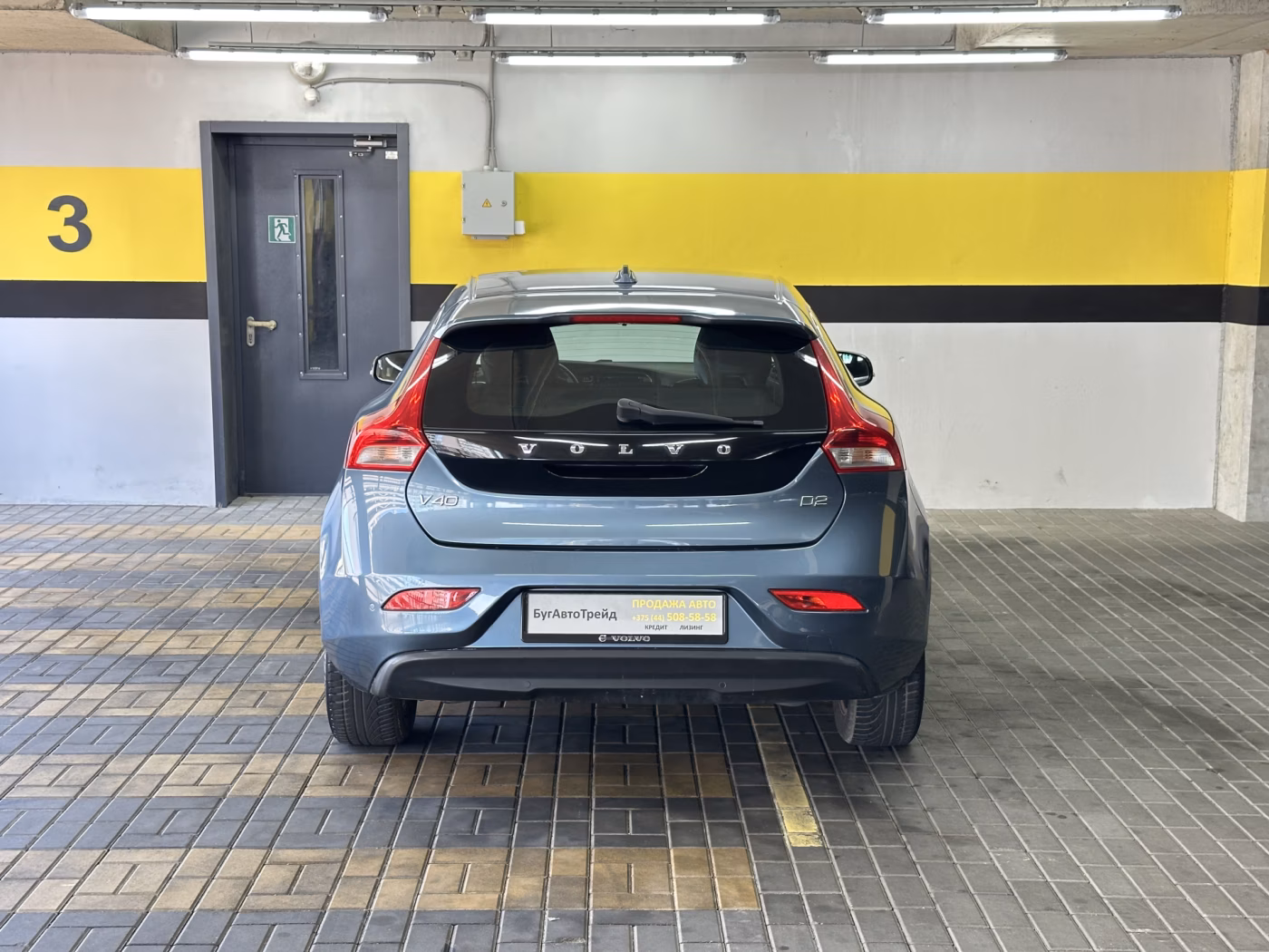 Volvo V40 фото 6