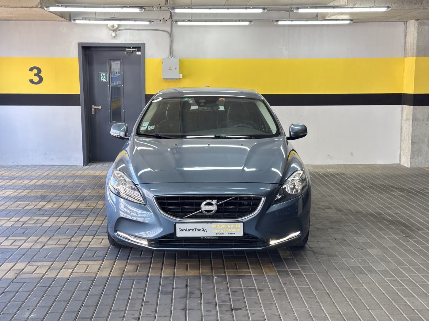 Volvo V40 фото 2