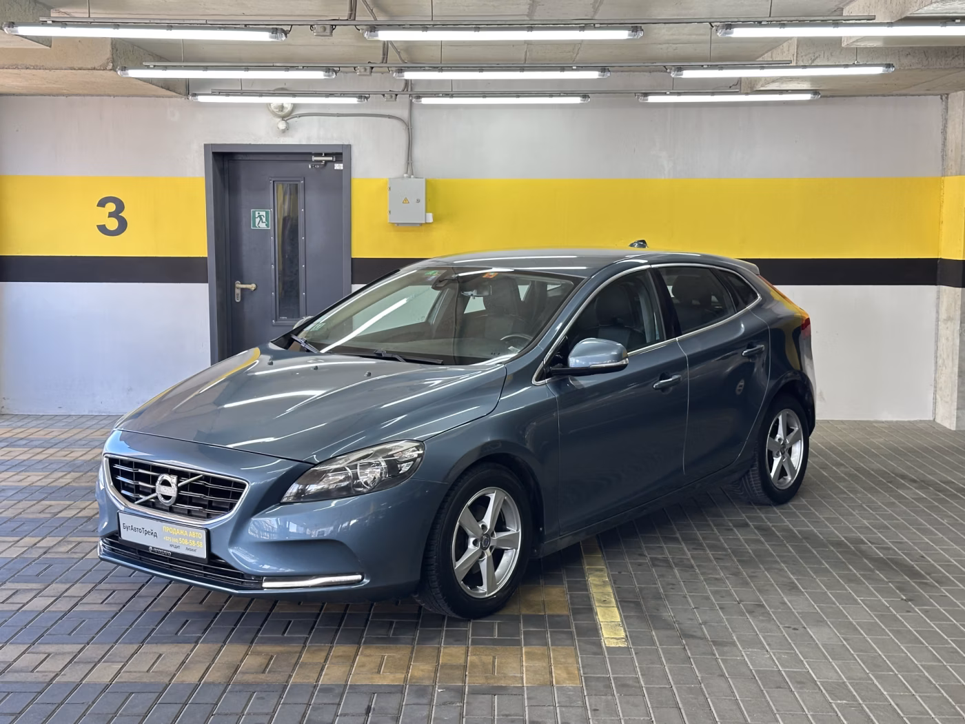 Volvo V40 фото 3