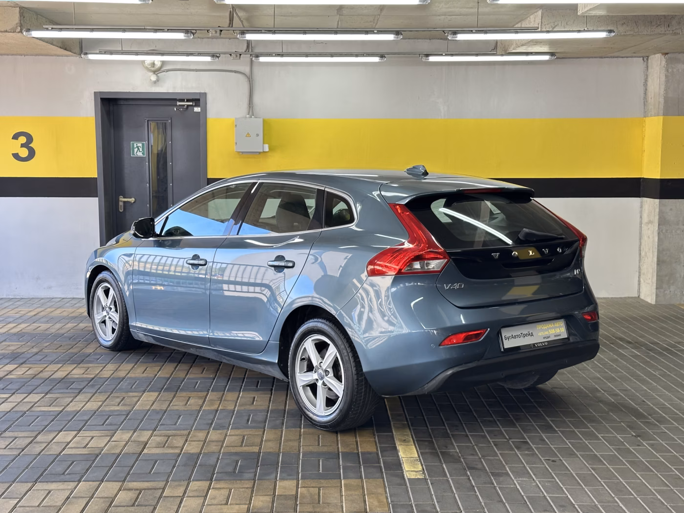 Volvo V40 фото 5