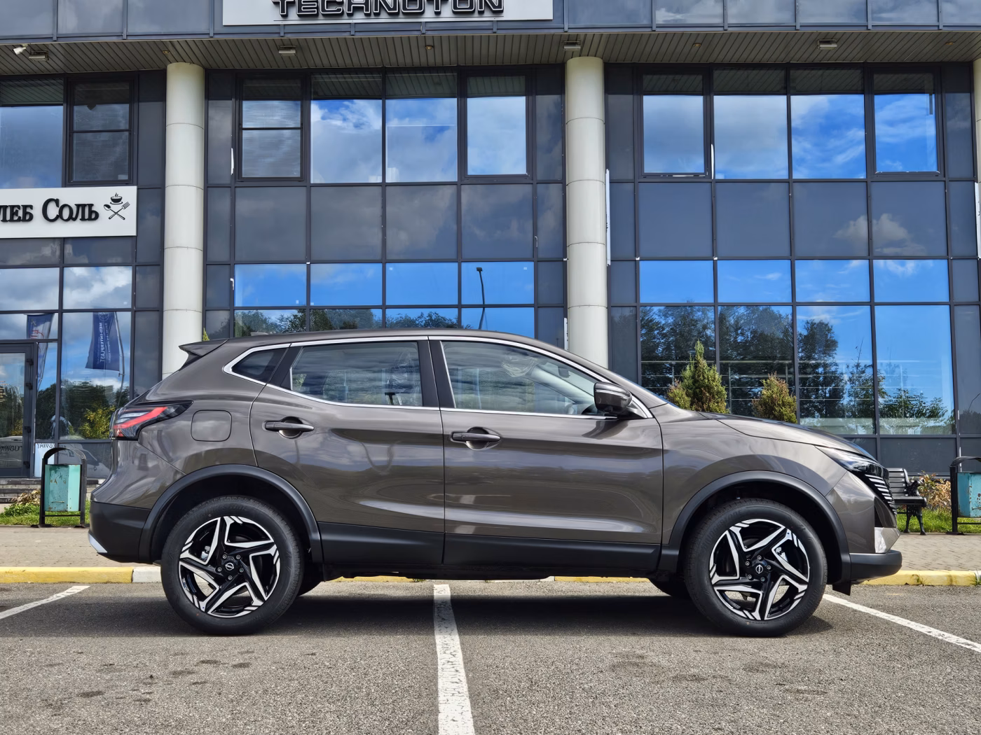 Nissan Qashqai фото 8