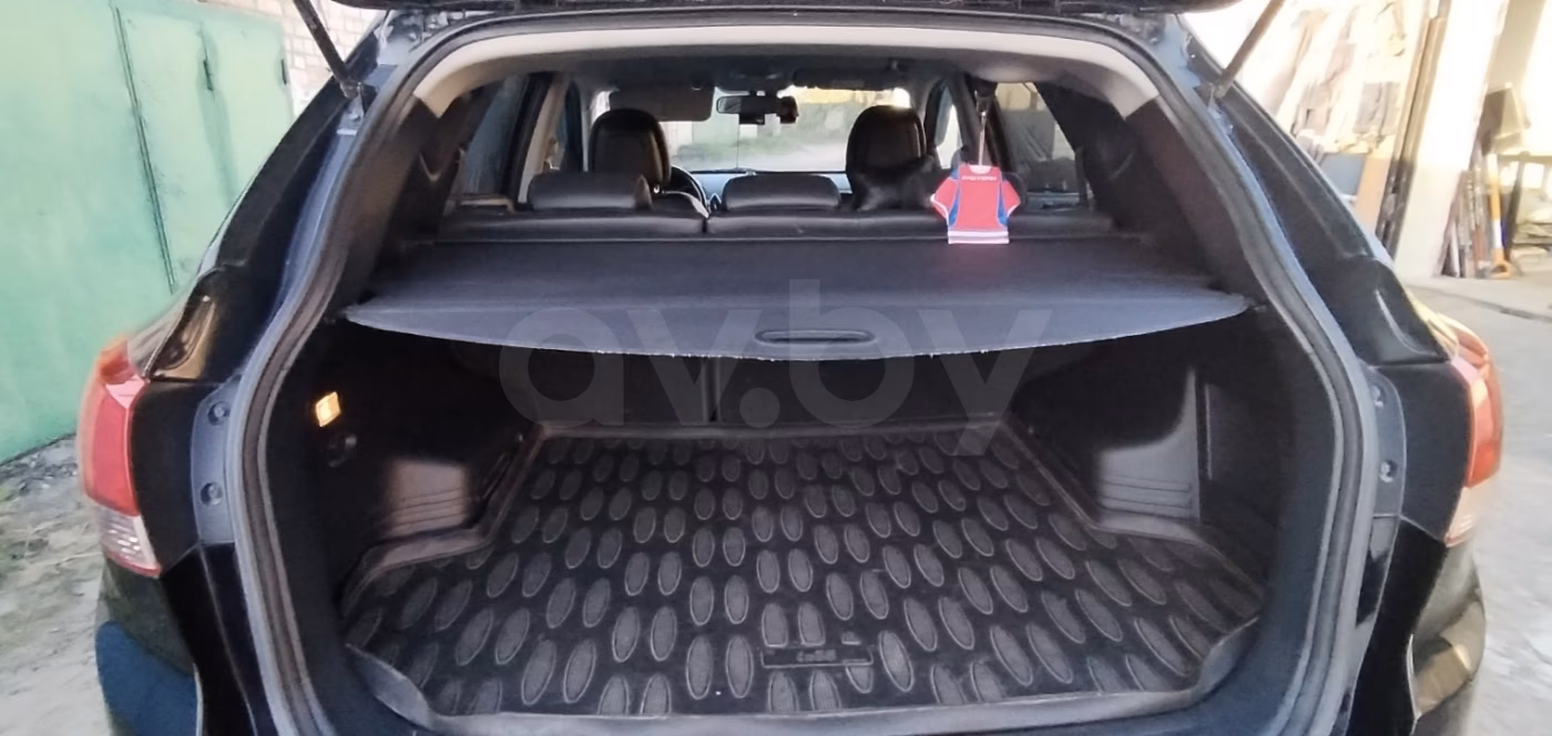 Hyundai ix35 фото 8