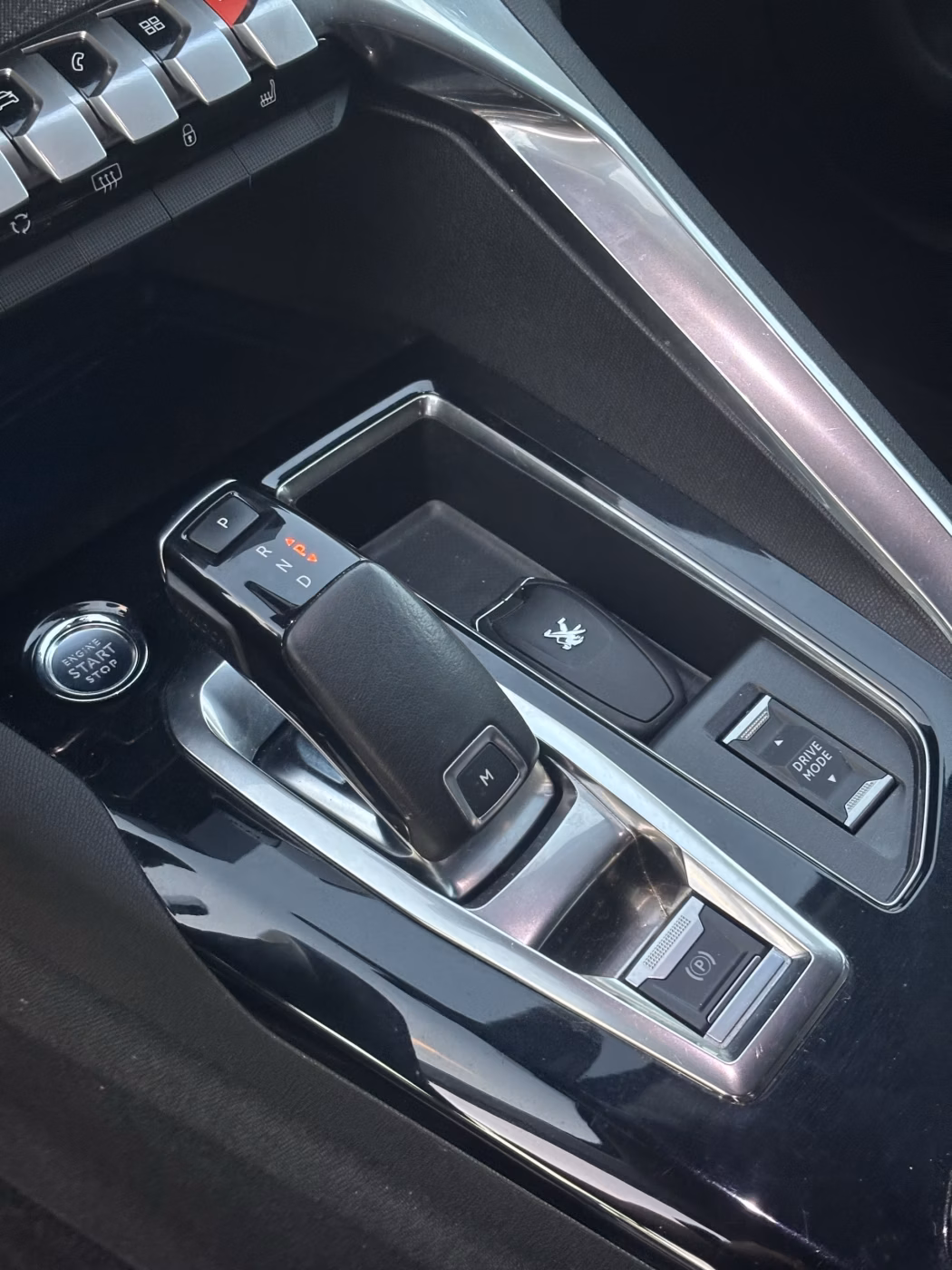 Peugeot 5008 фото 17