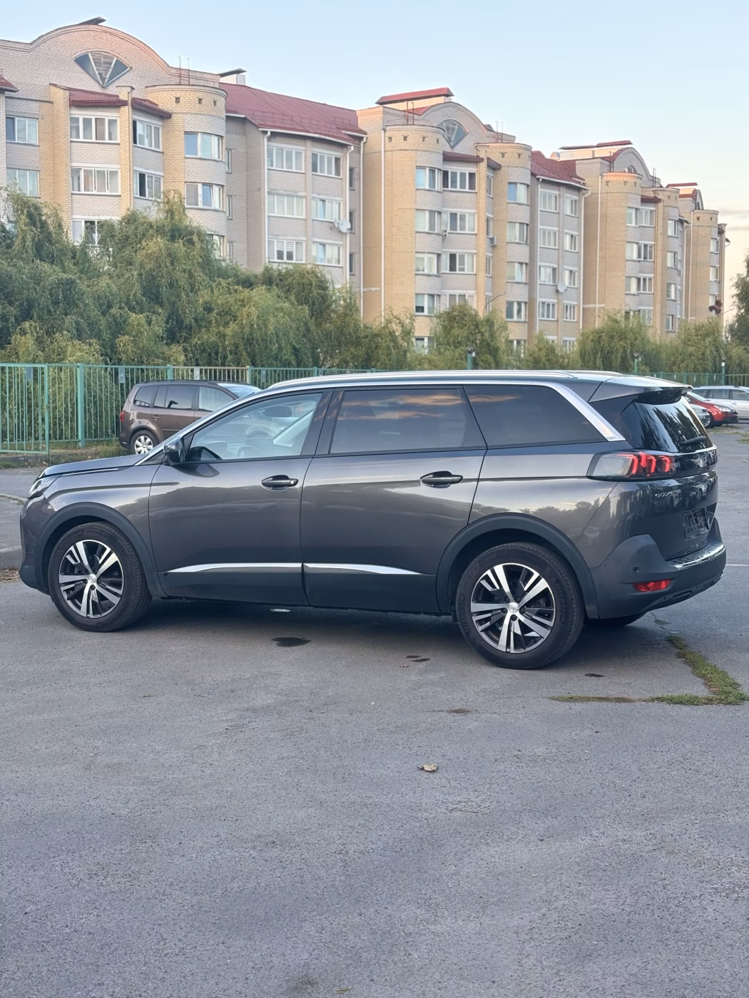 Peugeot 5008 фото 4