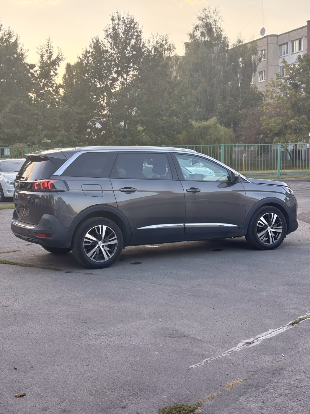 Peugeot 5008 фото 6