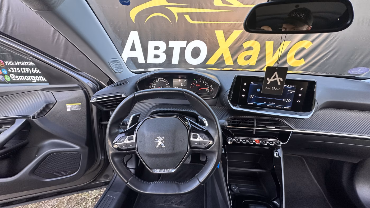 Peugeot 2008 фото 13