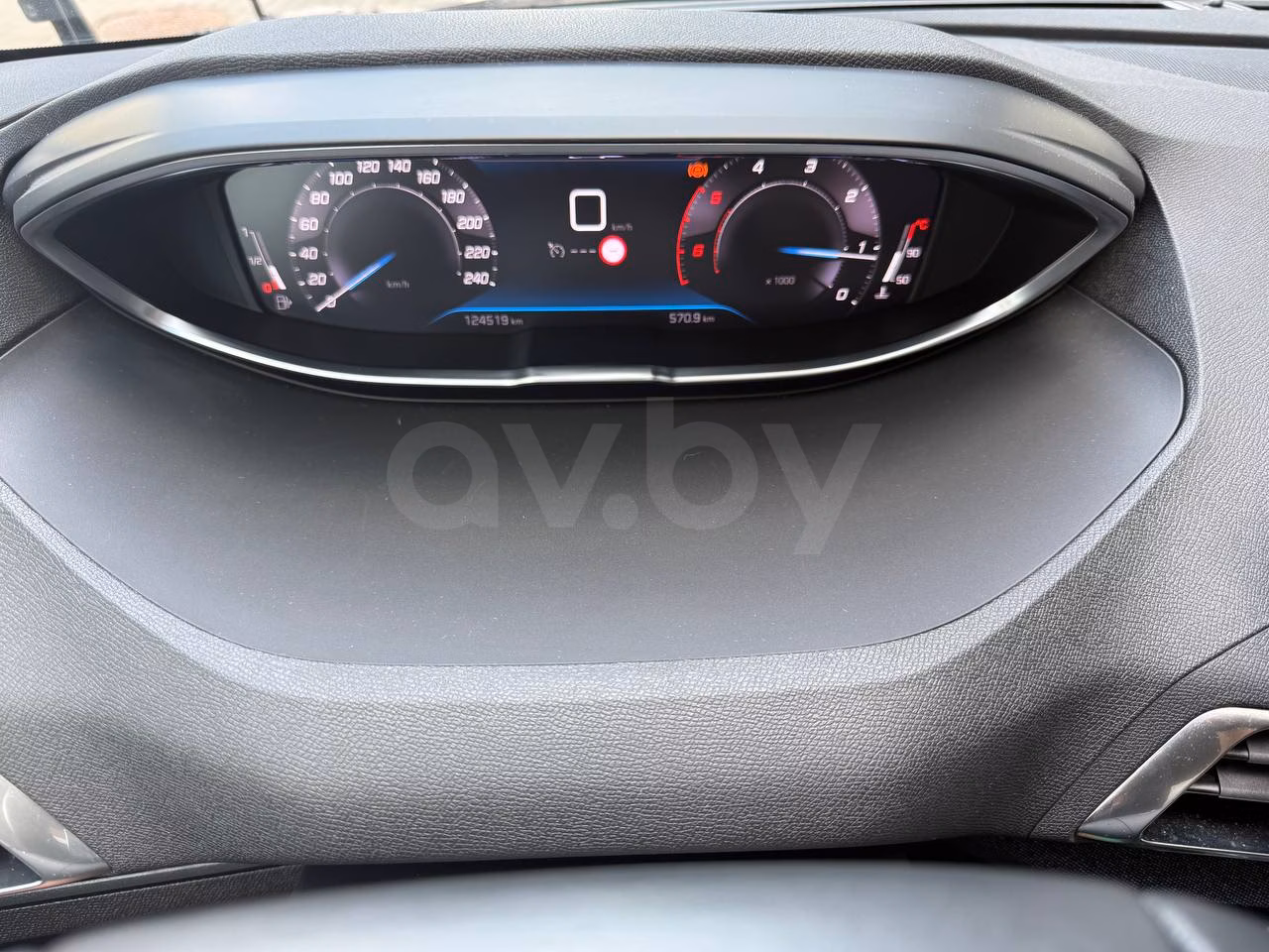 Peugeot 5008 фото 11