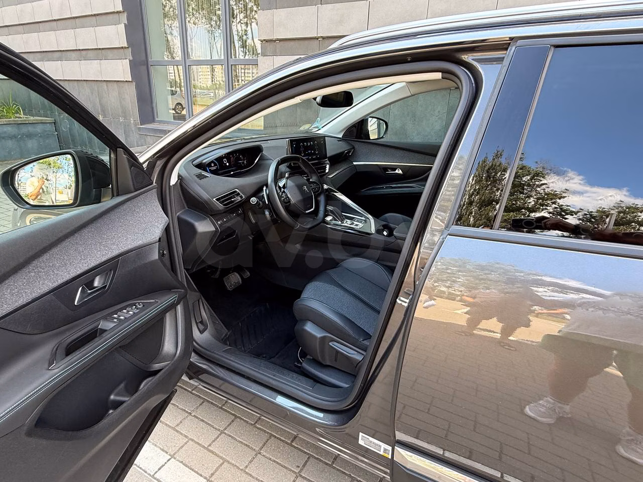 Peugeot 5008 фото 10