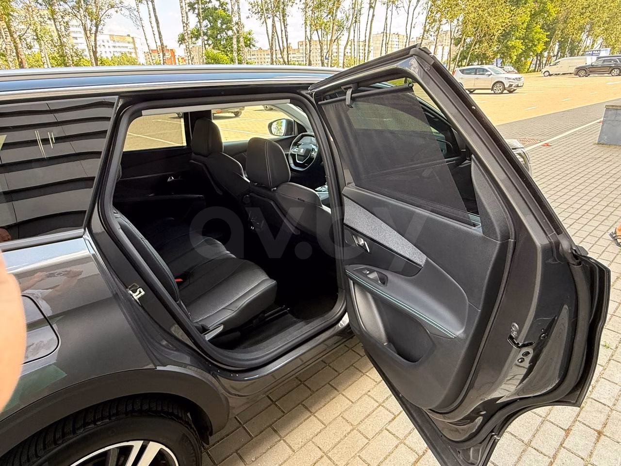 Peugeot 5008 фото 16