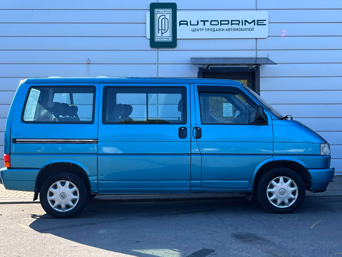 Volkswagen Caravelle фото 3