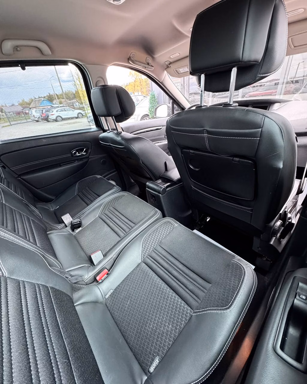 Renault Scenic фото 13