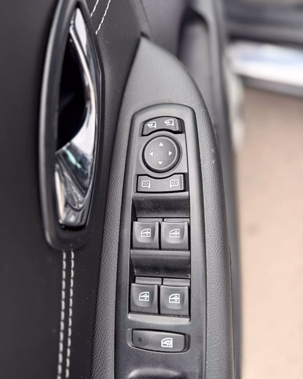 Renault Scenic фото 18