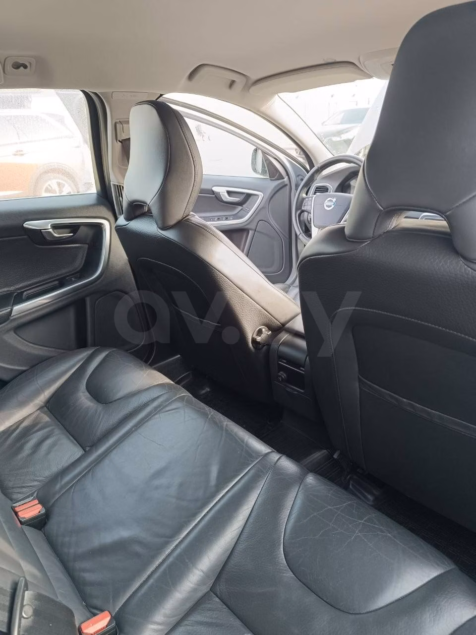 Volvo V60 фото 7