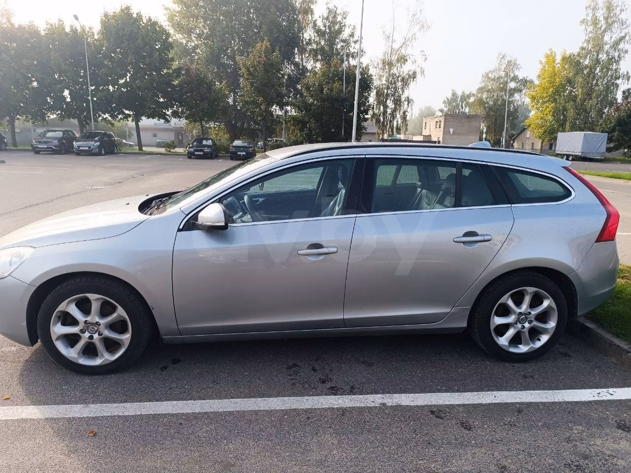 Volvo V60 фото 2