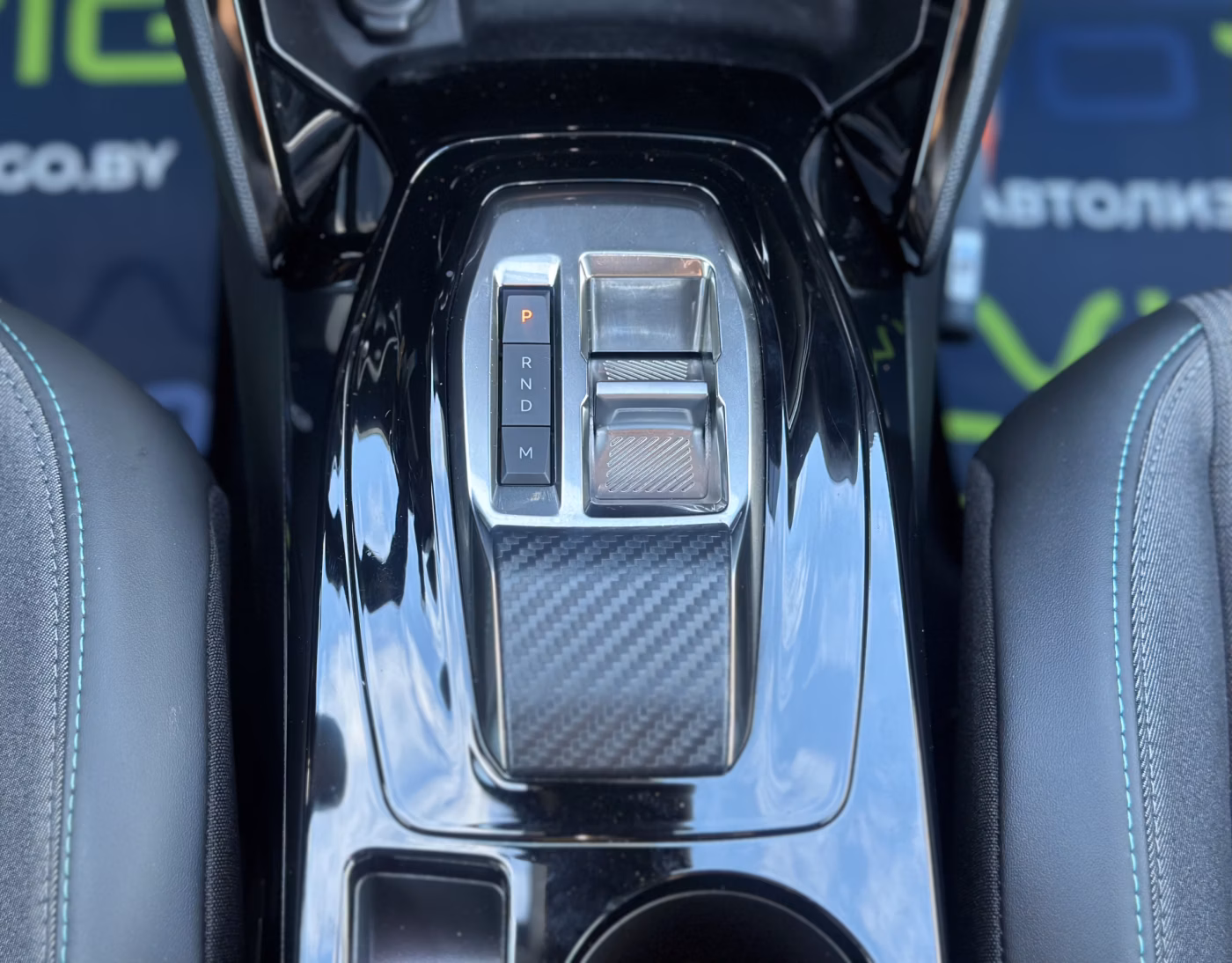 Peugeot 2008 фото 15