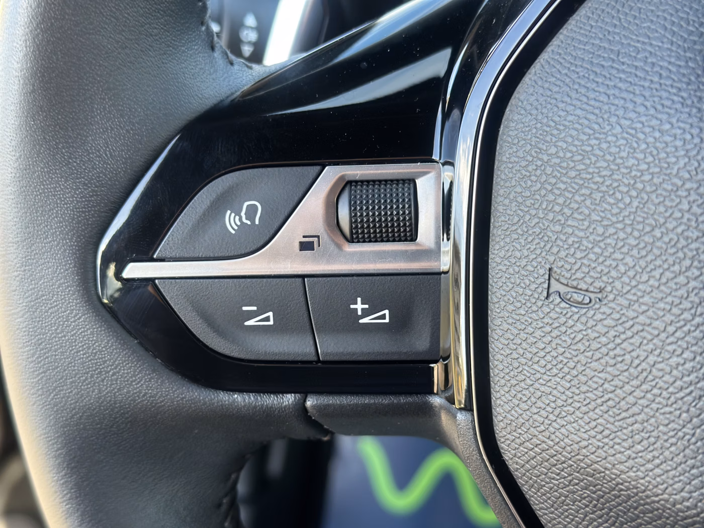 Peugeot 2008 фото 19