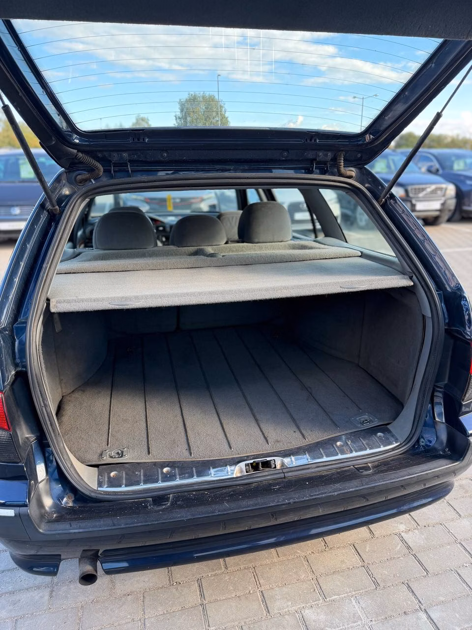 Peugeot 406 фото 14