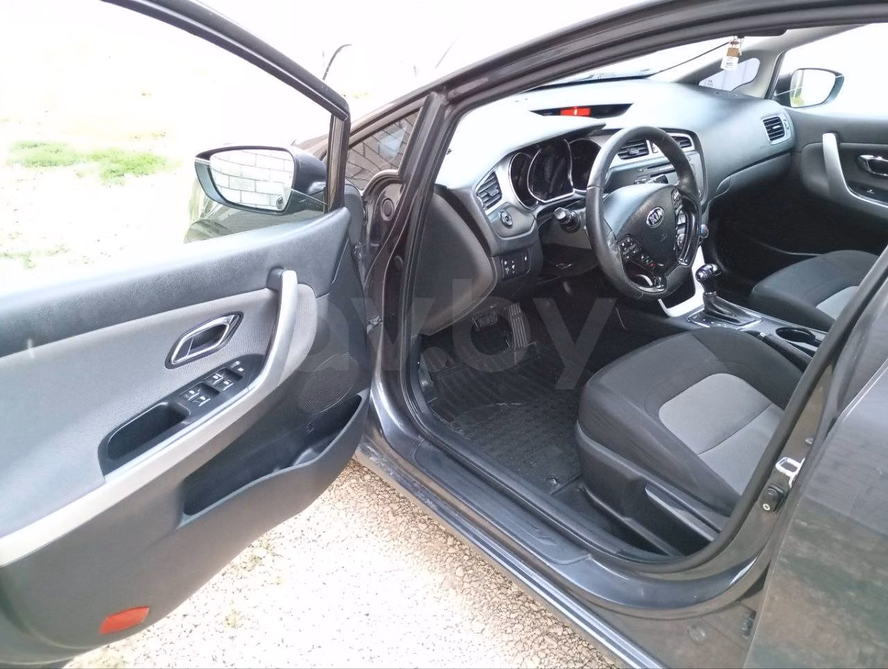 Kia Cee'd фото 9