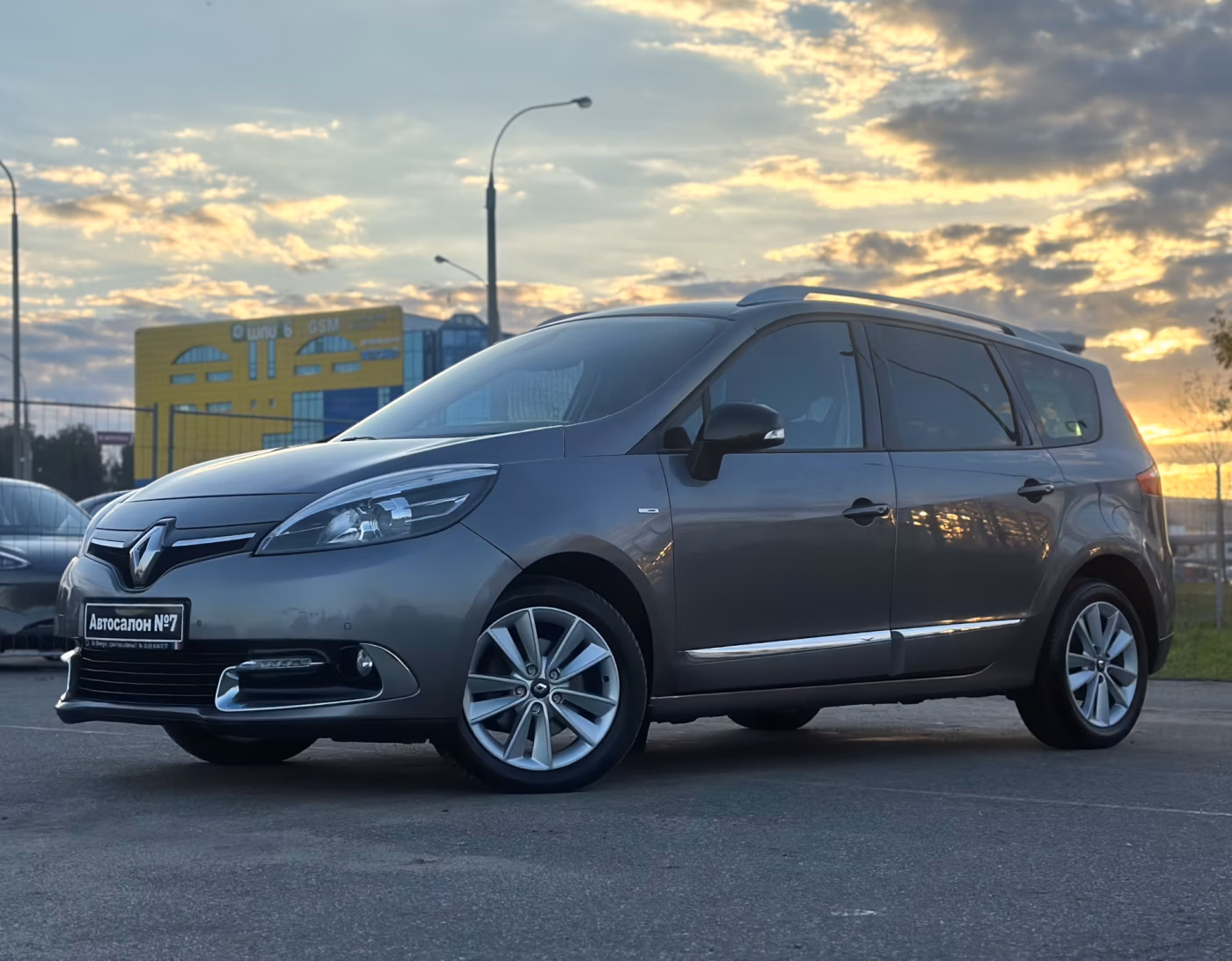 Renault Grand Scenic фото 2