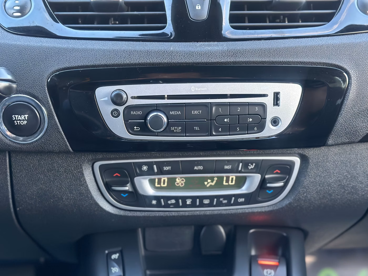 Renault Grand Scenic фото 16