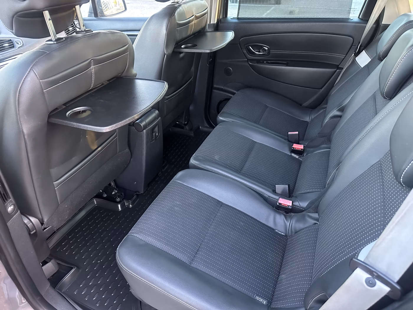 Renault Grand Scenic фото 9