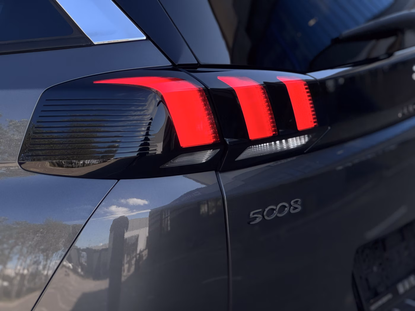 Peugeot 5008 фото 9