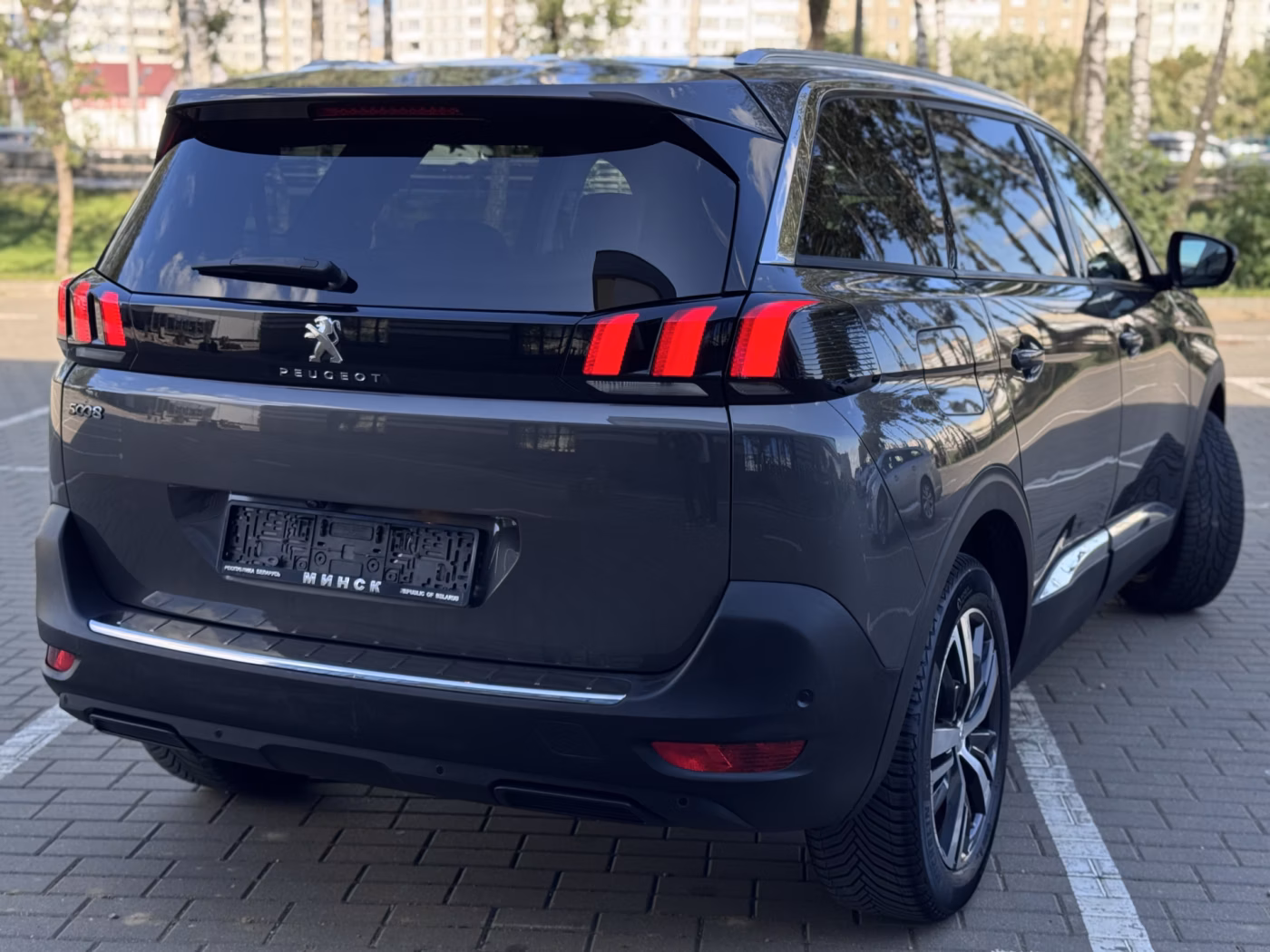 Peugeot 5008 фото 7