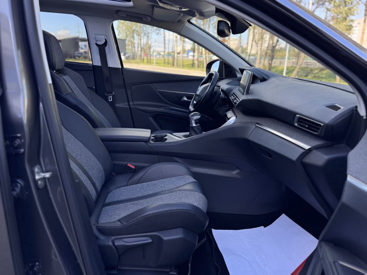Peugeot 5008 фото 24