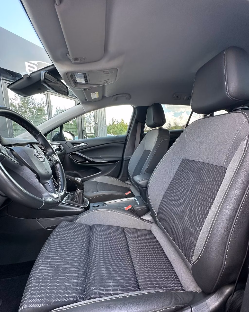 Opel Astra фото 9