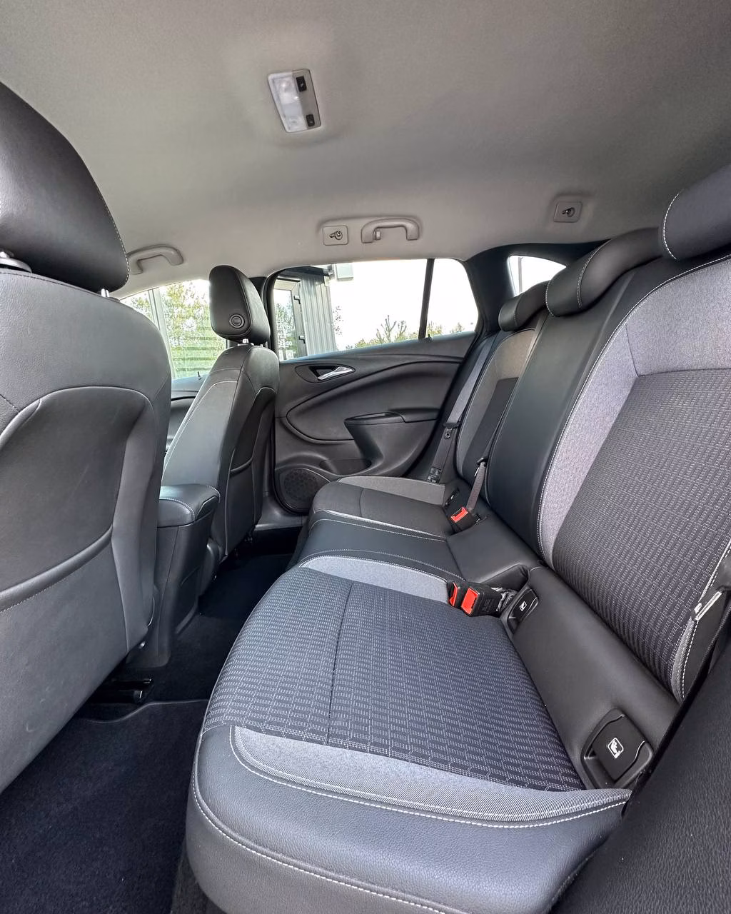 Opel Astra фото 10